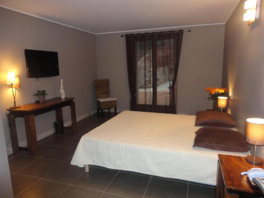 L'Hotellerie Kouros Cuers Quarto foto